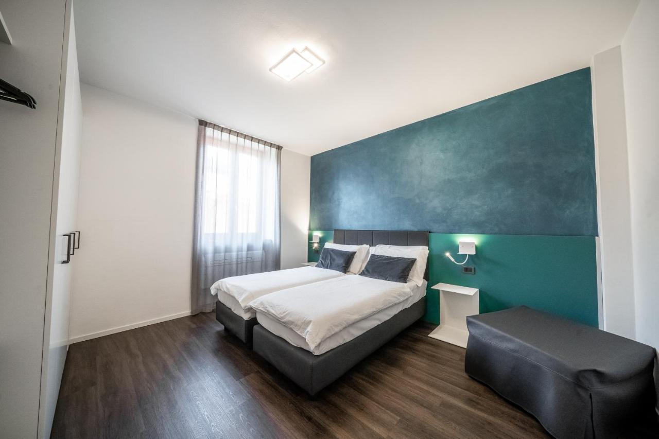 Appartamenti Vasco Renna Surf Center Torbole Sul Garda Ngoại thất bức ảnh