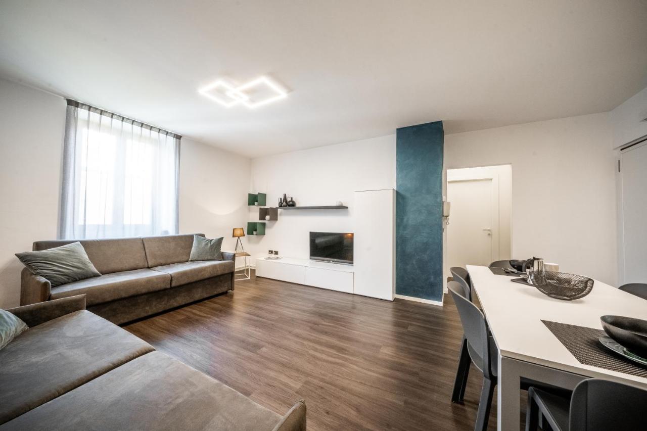 Appartamenti Vasco Renna Surf Center Torbole Sul Garda Ngoại thất bức ảnh
