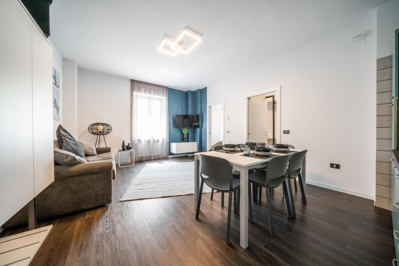 Appartamenti Vasco Renna Surf Center Torbole Sul Garda Ngoại thất bức ảnh