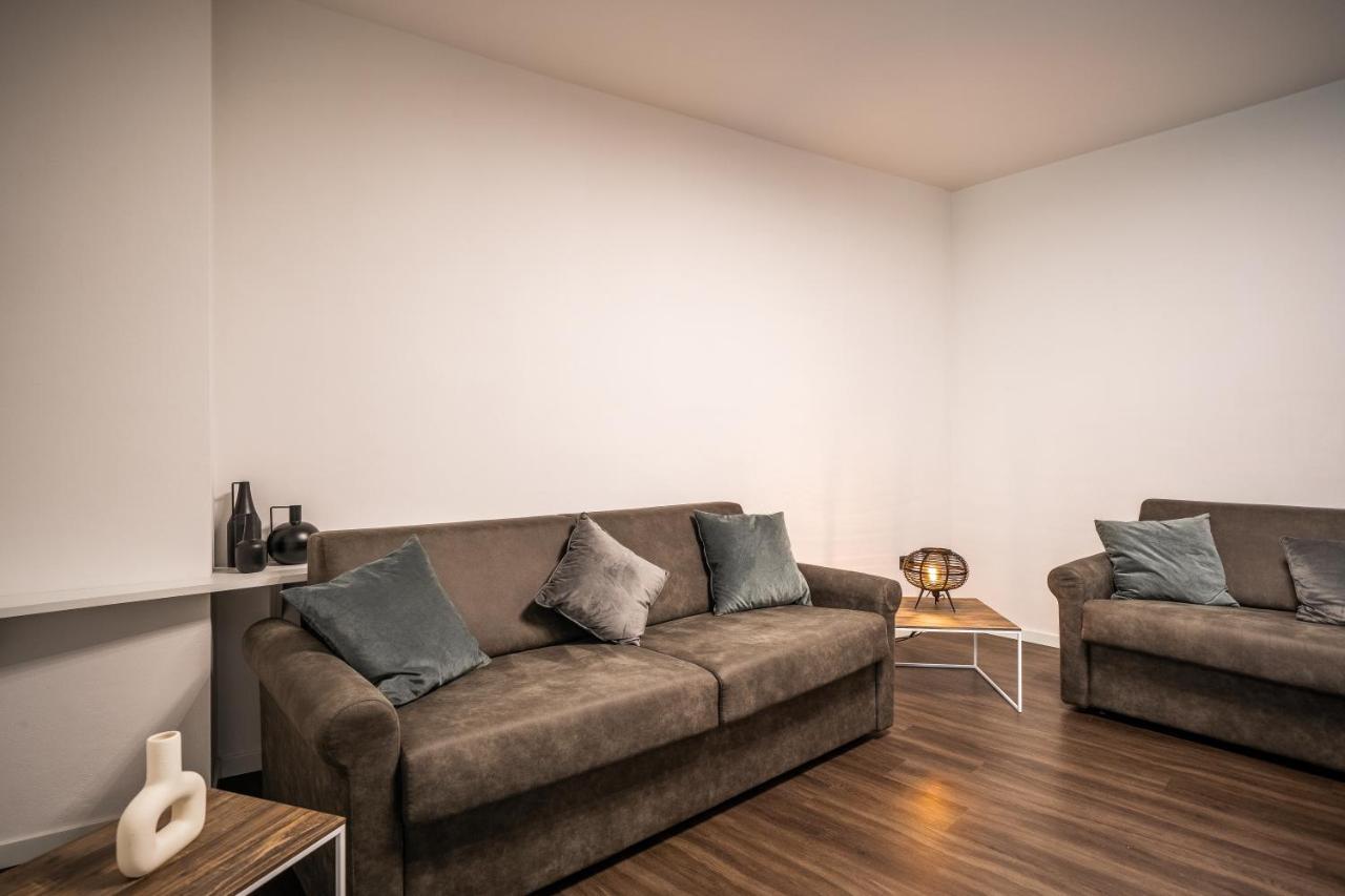 Appartamenti Vasco Renna Surf Center Torbole Sul Garda Ngoại thất bức ảnh