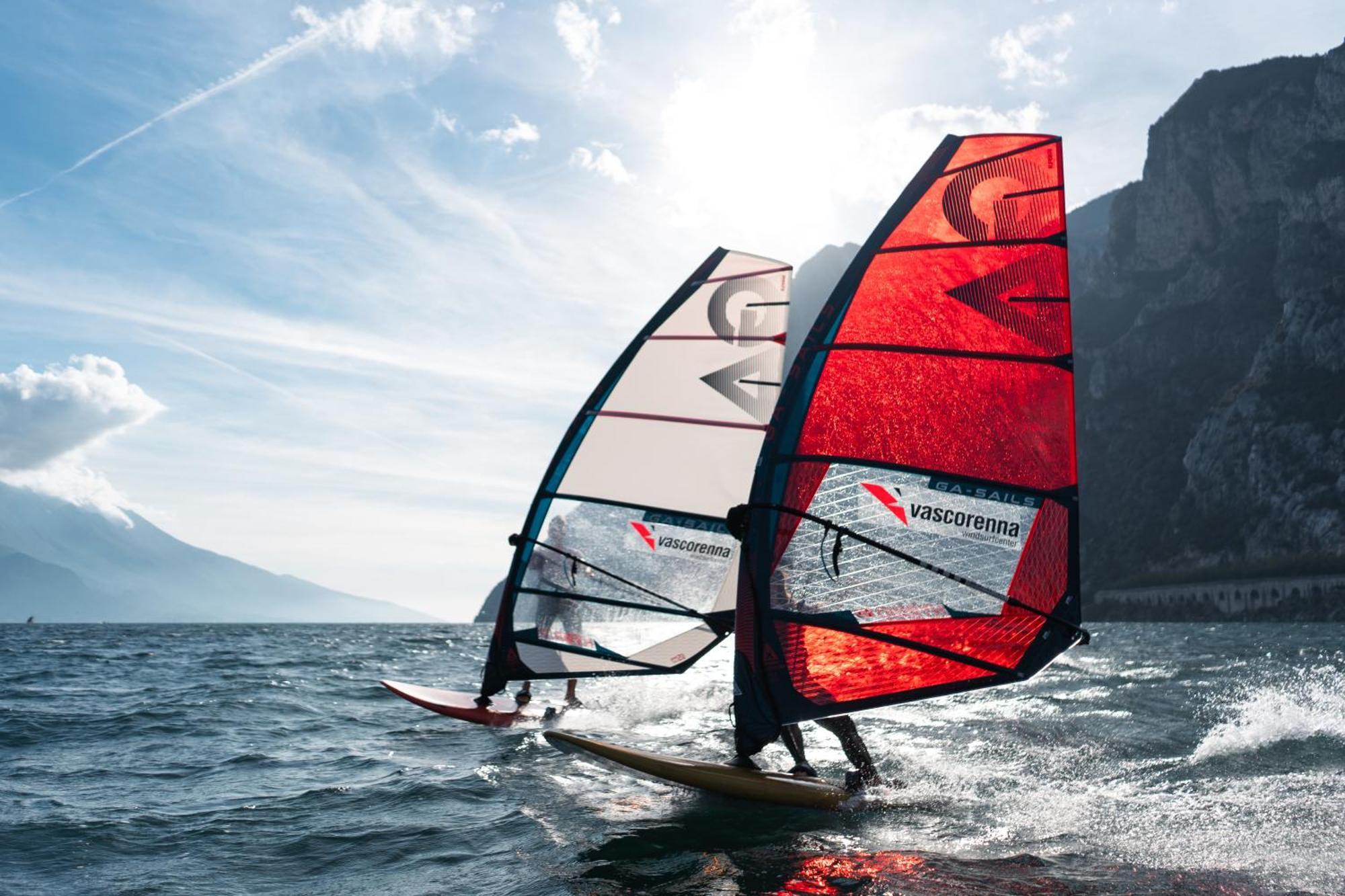 Appartamenti Vasco Renna Surf Center Torbole Sul Garda Ngoại thất bức ảnh